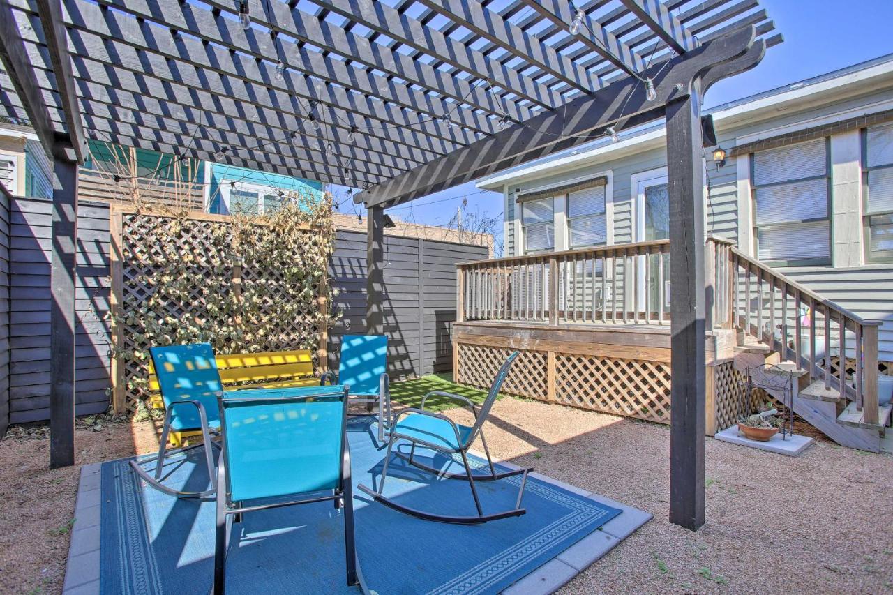 Cozy Beach Bungalow Near Galveston Seawall And Pier المظهر الخارجي الصورة